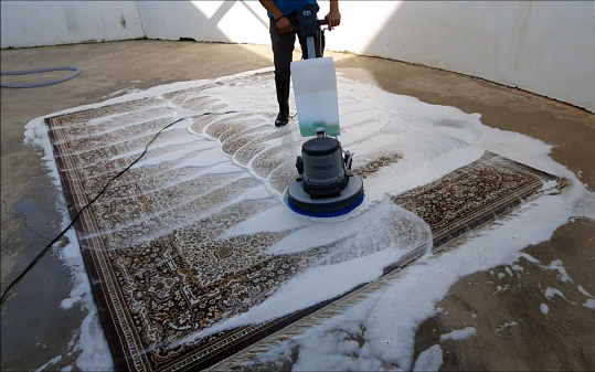 Καθαρισμός χαλιών Κύπρος και δωρεάν αποθήκευση – Carpet cleaning and storage